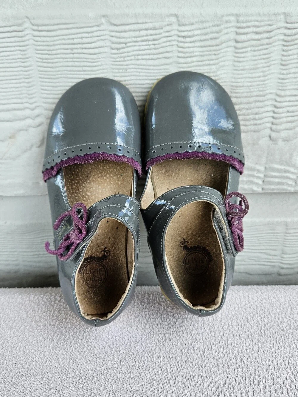 Livie & Luca Bluebell Mary Jane Girl SZ 11 Grey Patent Leather Purple Flat